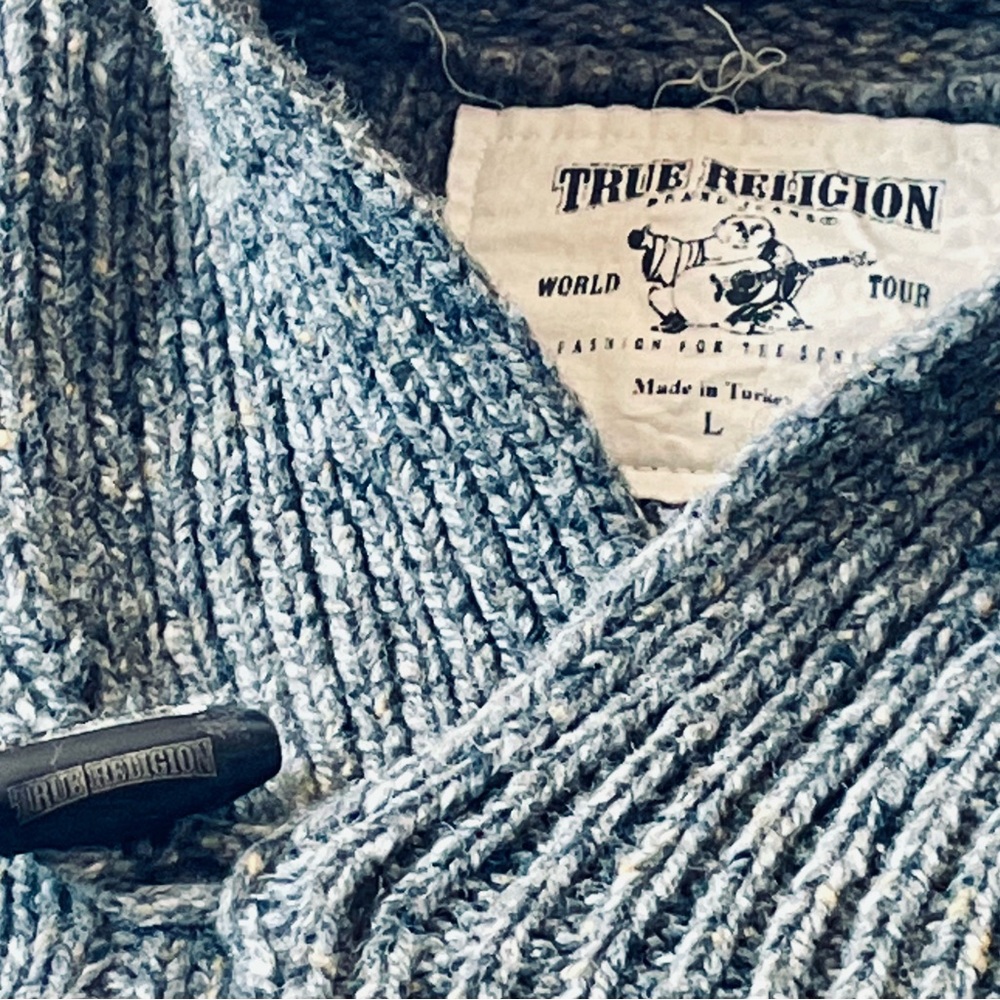 **EUC** True Religion ‘World Tour’ Sweater💪🏾🙌🏻🕶️